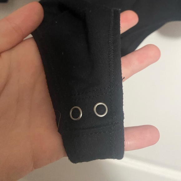 Abercrombie & Fitch Black Long Sleeve Bodysuit - Picture 4 of 5